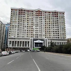Lux Апартаменты Баку